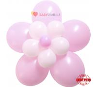 Розовый цветок из шариков для девочки